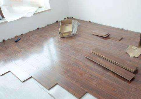 談二手實(shí)木地板的弊端，鑒于耐用度、價格和健康上是否值得購買？