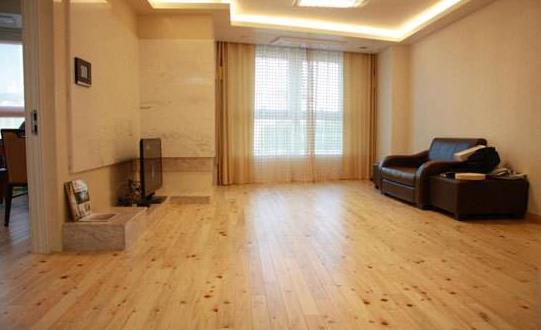 地暖能鋪實木地板么?你應該要規避的二大危害! 地暖能鋪實木地板么?你應該要規避的二大危害!