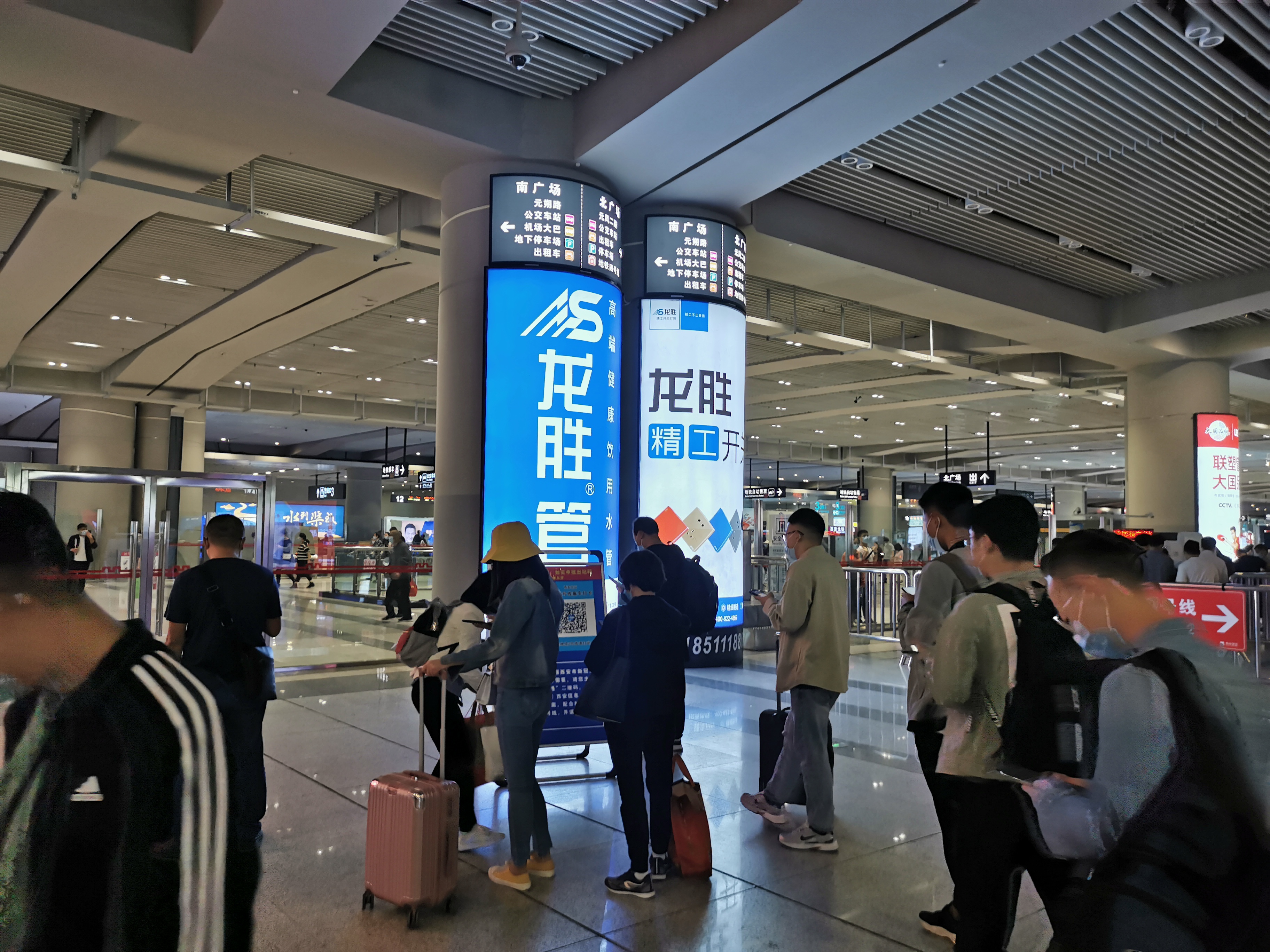 龍勝管高鐵廣告50城同步上線，刷屏億萬人！