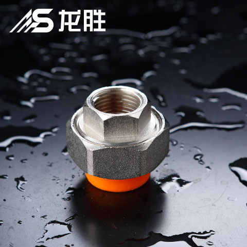 皮爾特水管多少錢一根？這2個價格差距也忒大了吧？